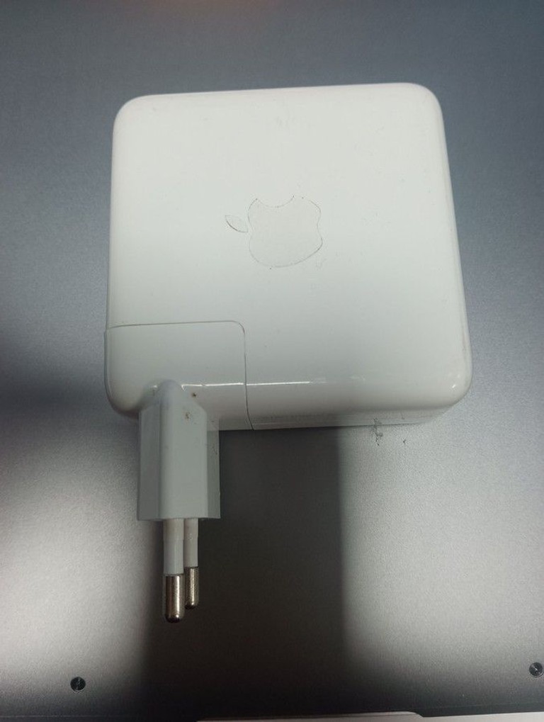 Apple macbook air a1932 13,3" core i5 1,6ghz/ram8gb/ssd128gb/intel uhd graphics 617 Код:01-200929400. Зображення 10