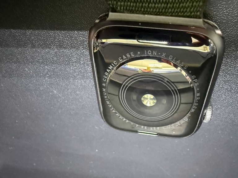 Дешиво Apple watch series 4 gps 44mm aluminium case с ломбарда