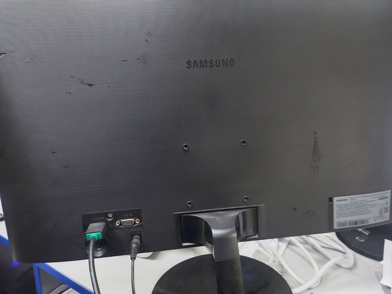 Купить Samsung s24f350fhi Б/У