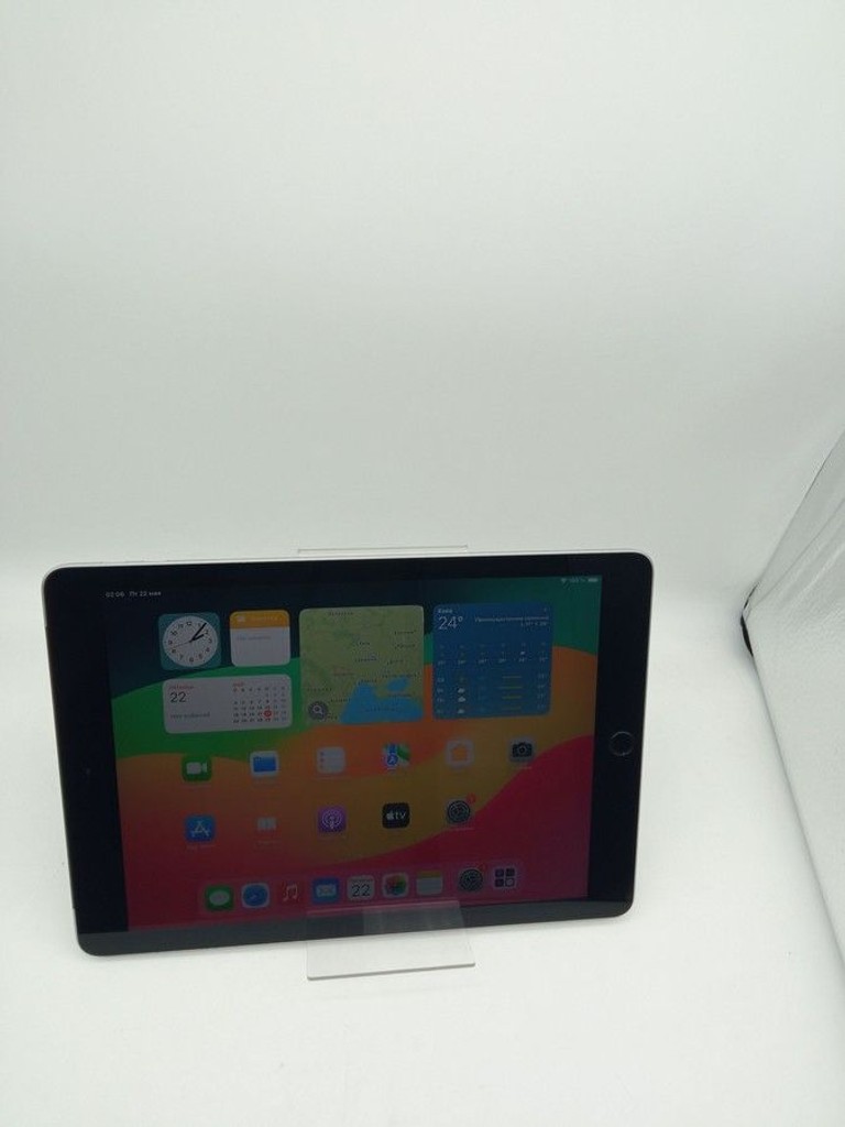 Дешево Apple ipad 6 gen 2018 32gb wi-fi + lte з ломбарду