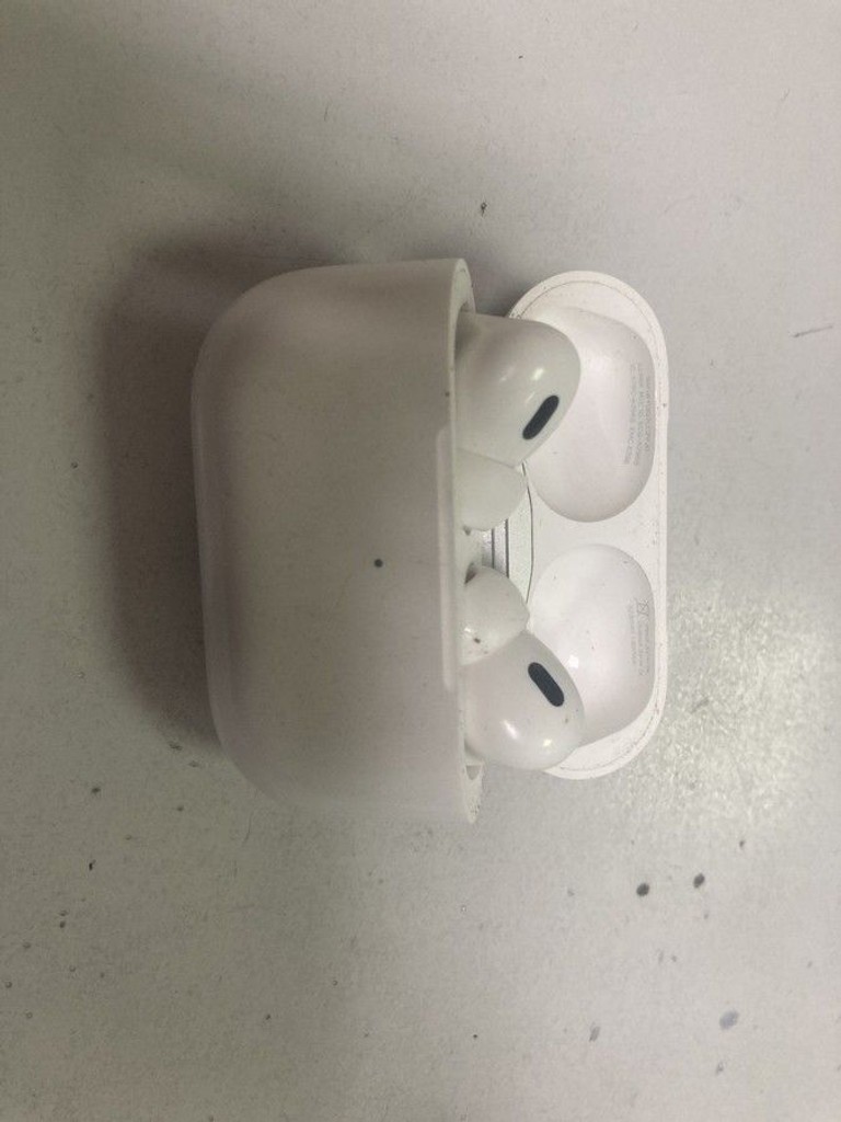 Оголошення Apple airpods pro 2nd generation with magsafe charging case usb-c Б/У