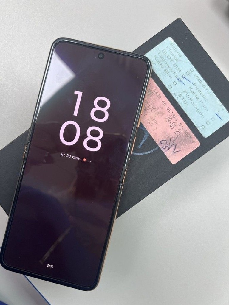 Купити Motorola Razr 40 Ultra 8/256GB Black Б/У