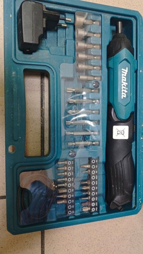 Оголошення Makita DF001DW Б/У