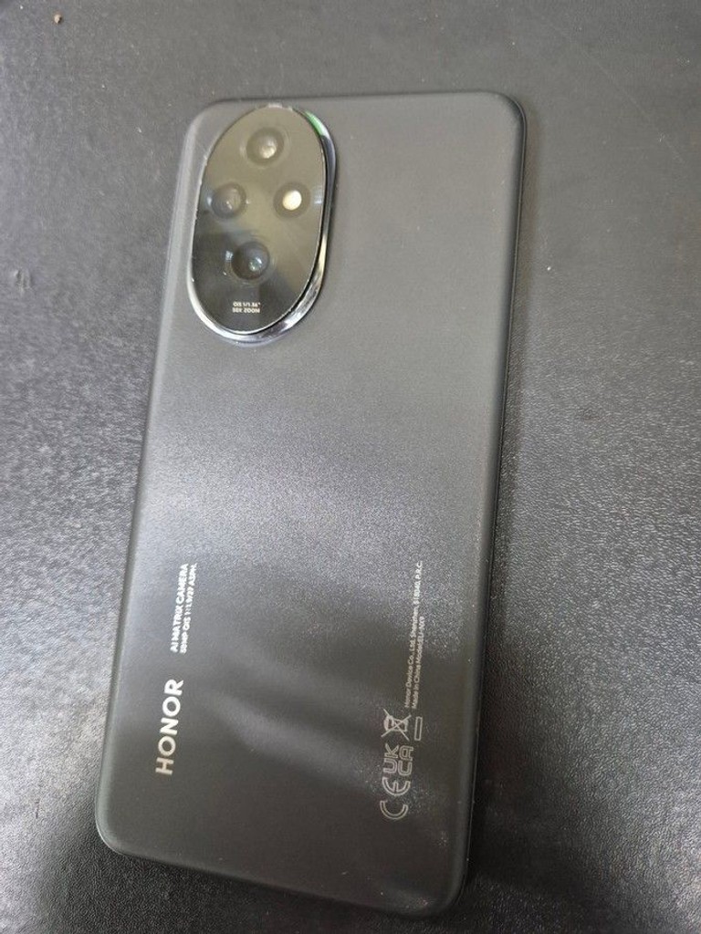Дешево Honor 200 8/256GB Black з ломбарду