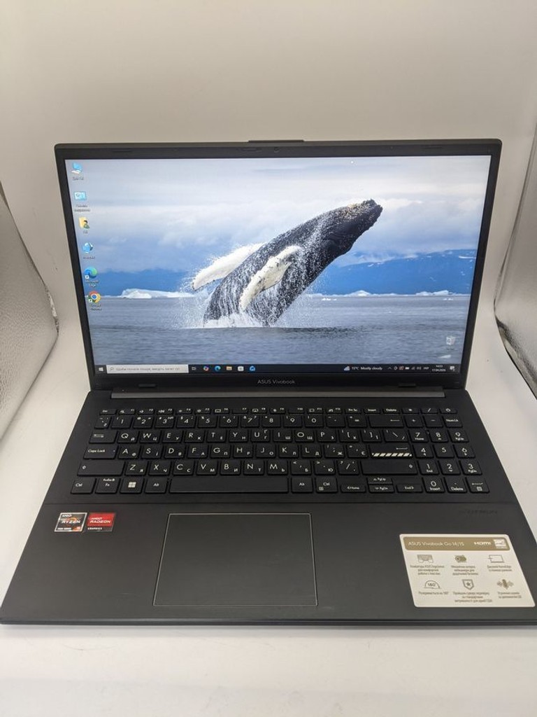 Купити Asus amd ryzen 5 7520u/ram16gb/ssd512gb Б/У