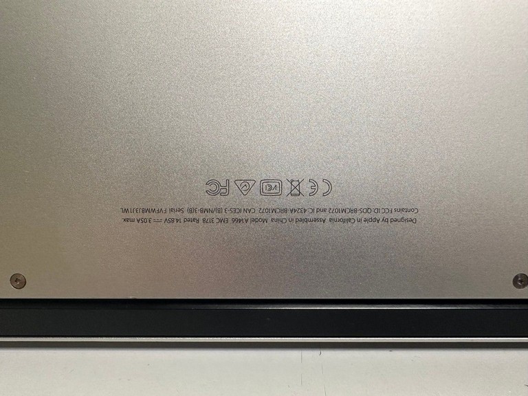 Apple macbook air a1466 2017 13,3" core i5 1,8ghz/ram8gb/ssd256gb/intel hd graphics 6000 Код:01-201001840. Изображение 7