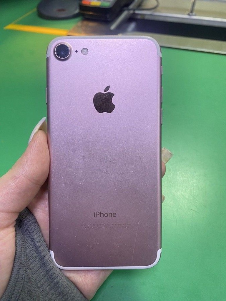 Купити Apple iphone 7 128gb Б/У