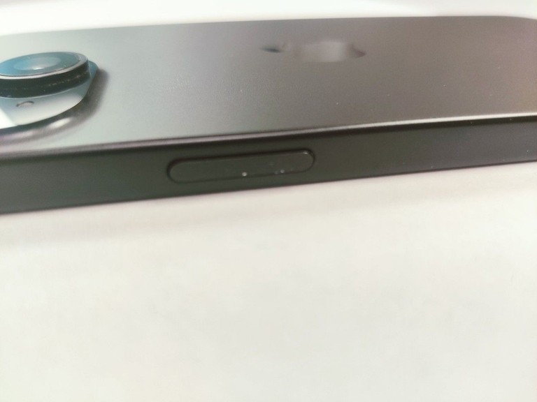 Apple iPhone 15 128GB Green Код:01-201012430. Зображення 6
