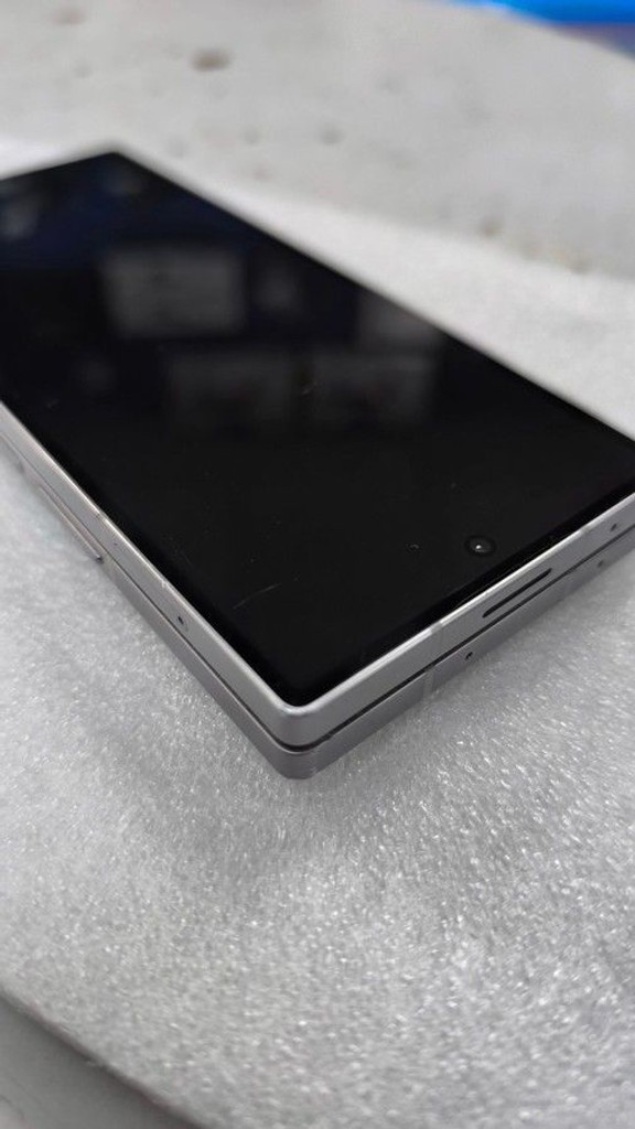 Дешево Samsung galaxy fold6 12/512gb з ломбарду