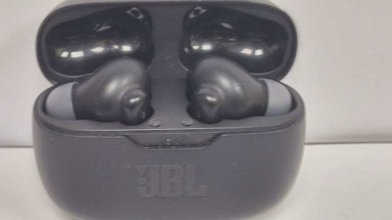 Дешиво Jbl wave beam с ломбарда