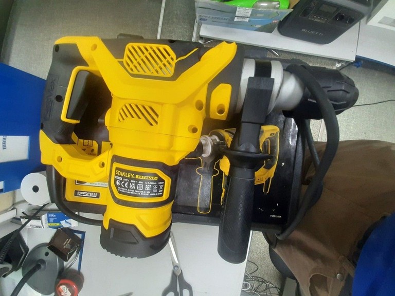 Оголошення Stanley FME1250K Б/У