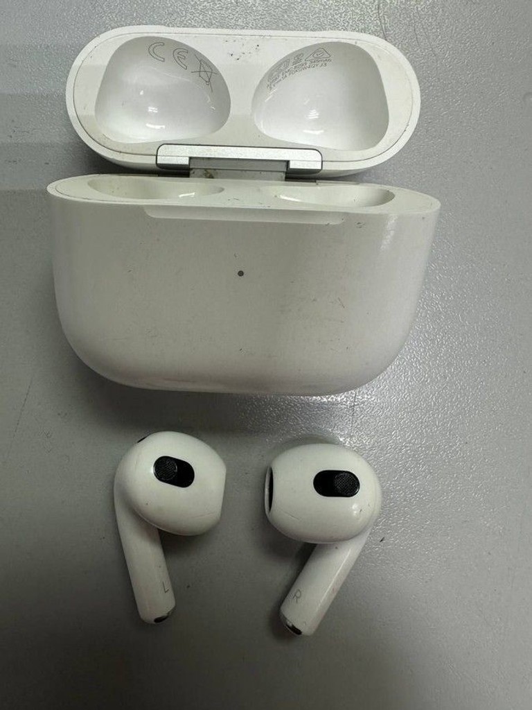 Дешиво Apple airpods 3rd generation с ломбарда
