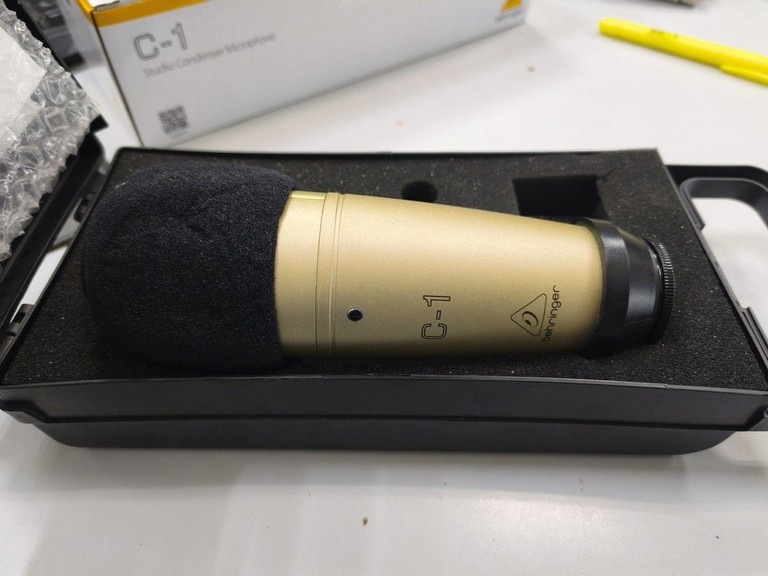 Оголошення Behringer C1 Б/У