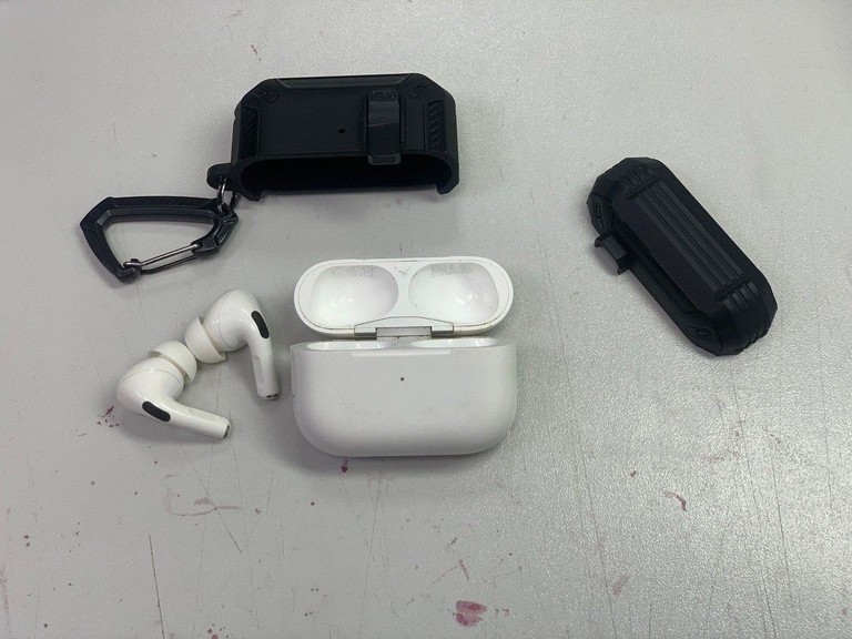Купити Apple AirPods Pro (MWP22) Б/У