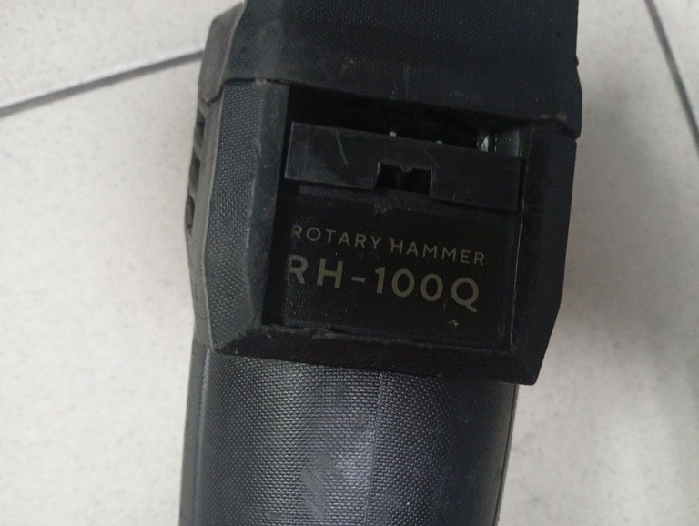 Дешево Dnipro-M rh-100q з ломбарду