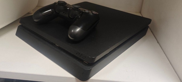 Дешево Sony playstation 4 slim 500gb з ломбарду