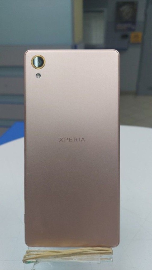 Дешиво Sony xperia x dual f5122 3/64gb с ломбарда