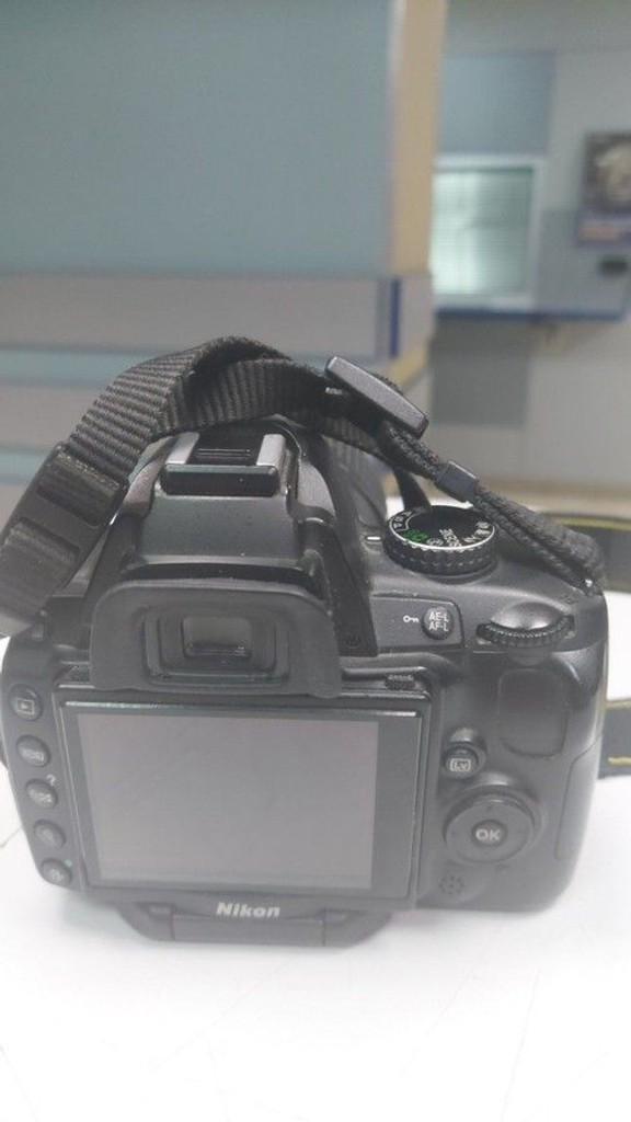 Дешиво Nikon d5000 + af-s dx nikkor 18-55mm f/3,5-5,6g vr с ломбарда