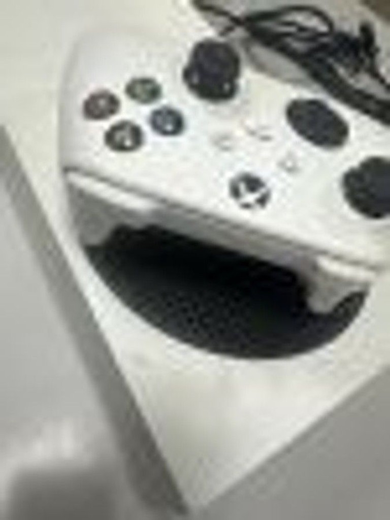 Дешево Microsoft xbox series s 512gb з ломбарду