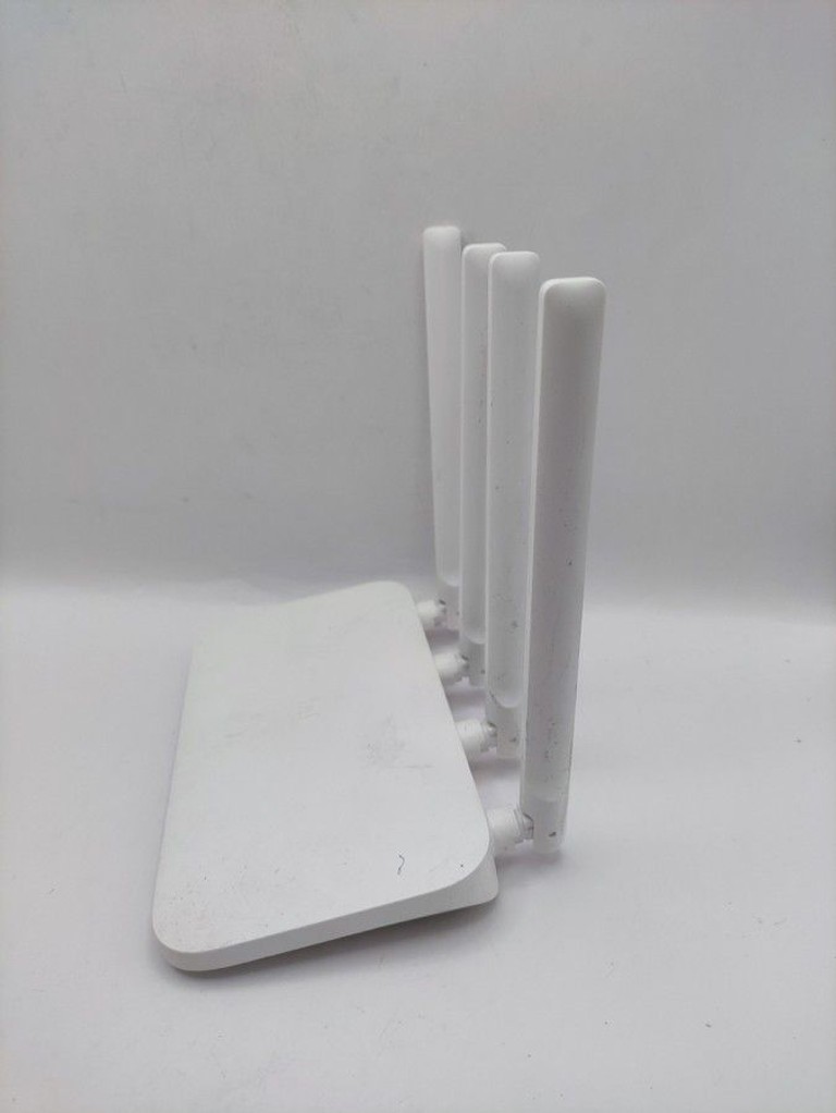 Дешево Xiaomi mi wifi router 4c global з ломбарду