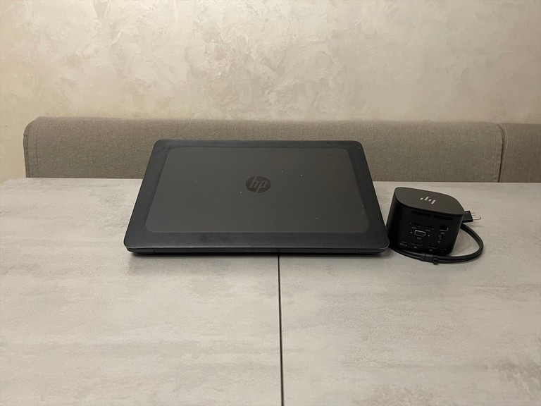 HP Zbook 15 G4, 15,6 FHD, i7-7700HQ, 256GB SSD, 16GB DDR4, Nvidia M1200 4GB, докстанція Код:null. Изображение 7