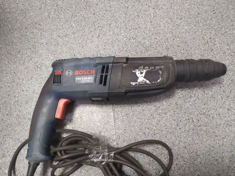 Оголошення Bosch gbh 2-28 dfv Б/У