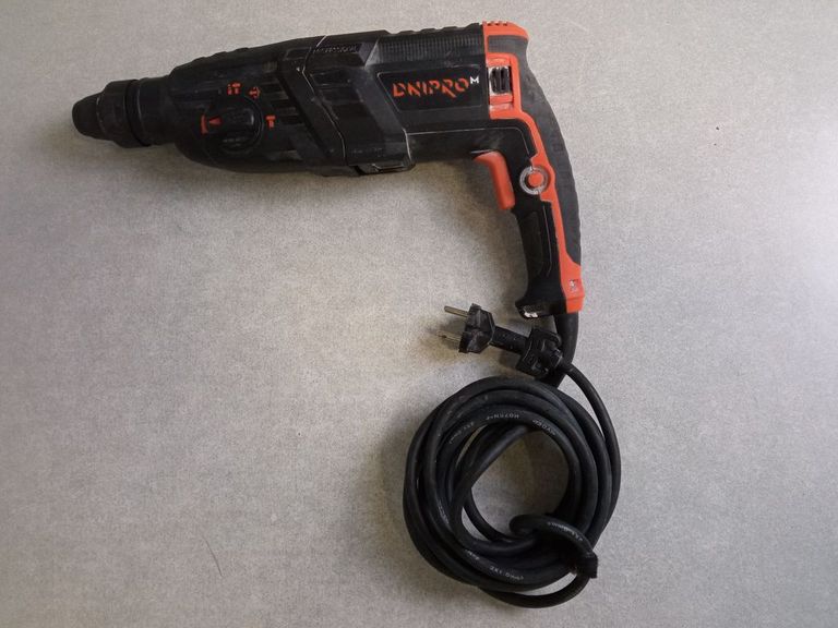 Дешево Dnipro-m RH-100 (49127000) з ломбарду