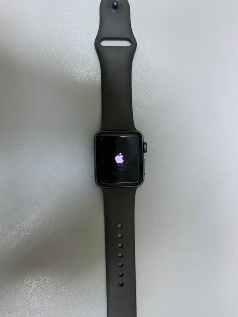 Дешево Apple watch series 3 38mm steel case з ломбарду
