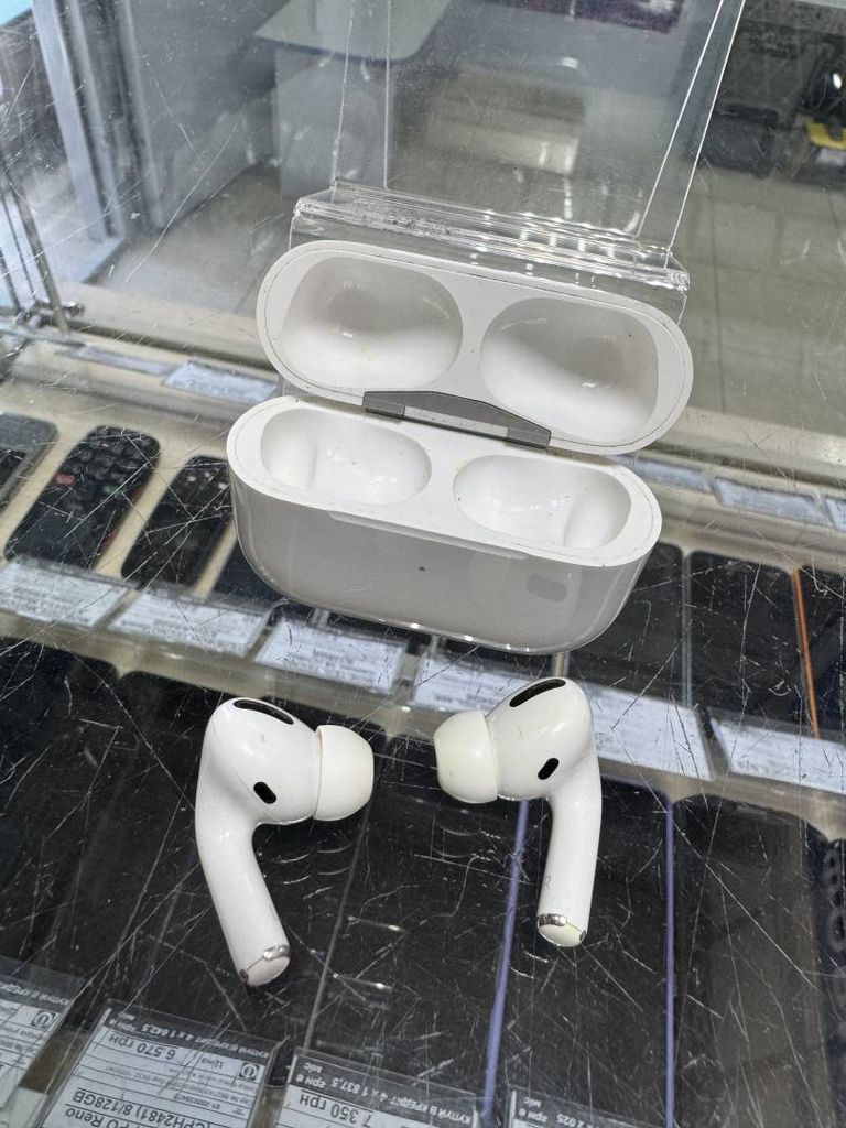 Apple AirPods Pro (MWP22)