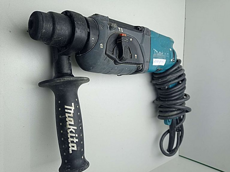 Makita HR2470