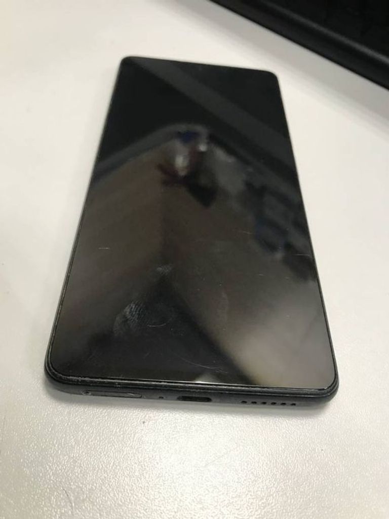Розпродаж Xiaomi 11t 8/256gb, продавець Техноскарб