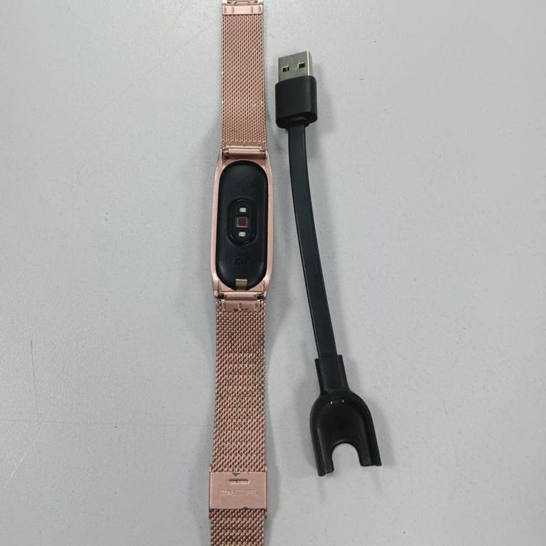 Дешево Xiaomi Mi Smart Band 4 Black з ломбарду