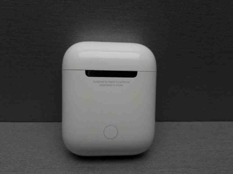 Apple airpods 2 gen a1602.a2032+a2031 2019г. Код:2000002990796. Изображение 7