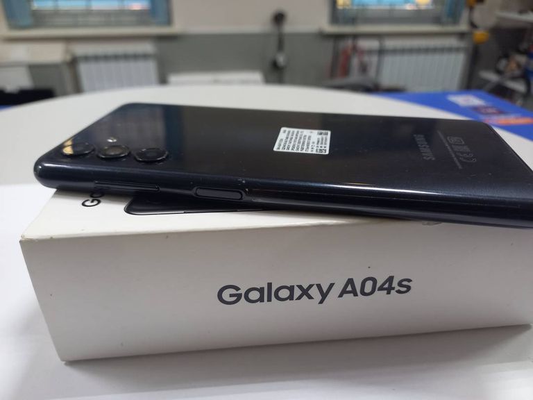 Samsung galaxy a04s 4/64gb