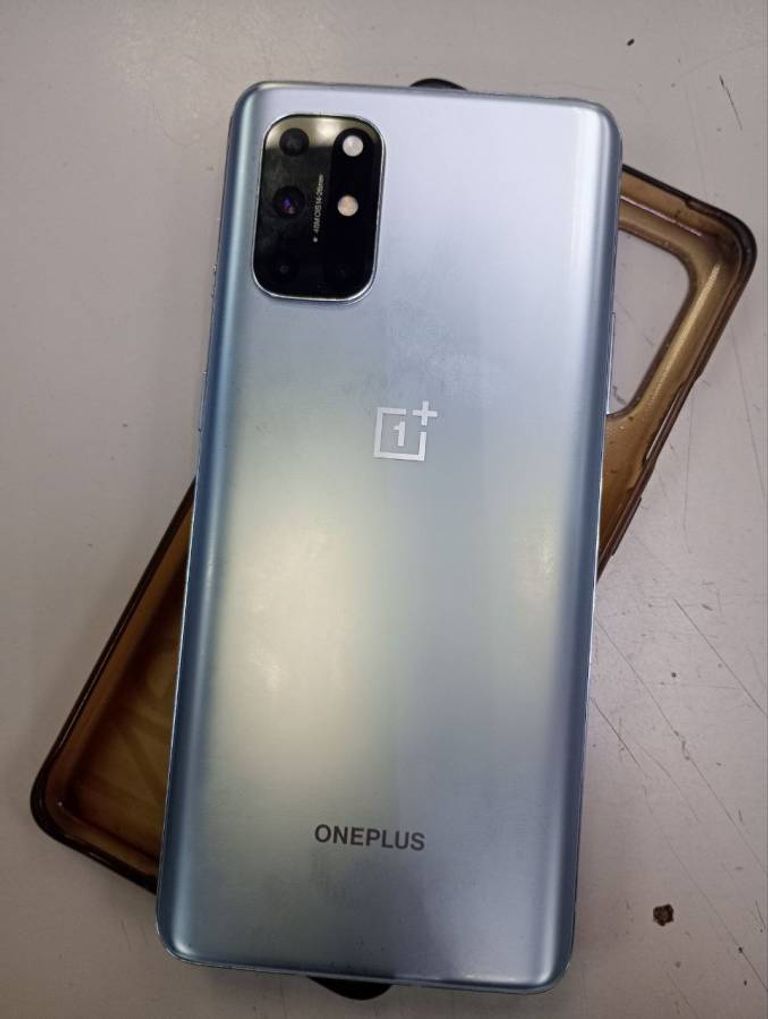 OnePlus 8T 12/256GB Cyberpunk 2077 Limited Edition