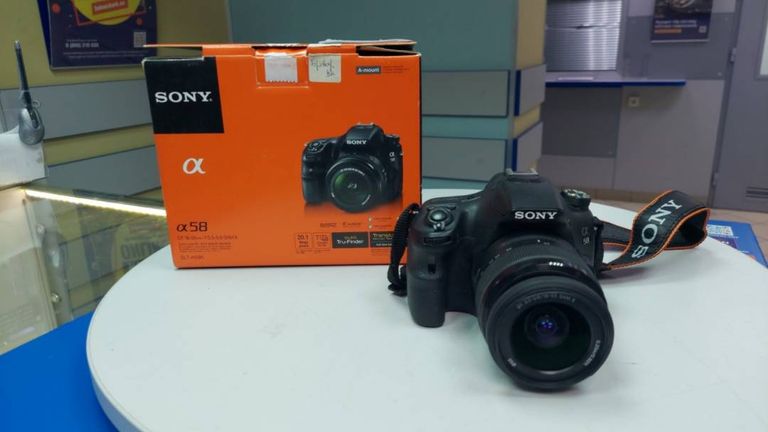 Купити Sony alpha slt-a58 + sony sal1855 dt 3.5-5.6/18-55 sam Б/У