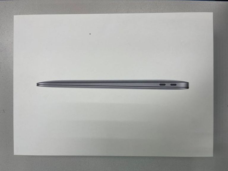 Купити Apple MacBook Air 13'' Late 2020 Б/У