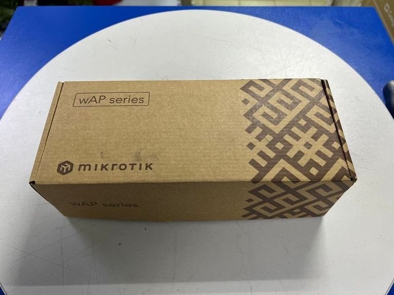 Дешиво Mikrotik wap ac lte kit с ломбарда
