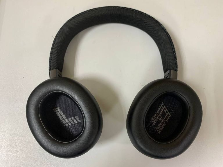 Дешево Jbl live 660nc з ломбарду