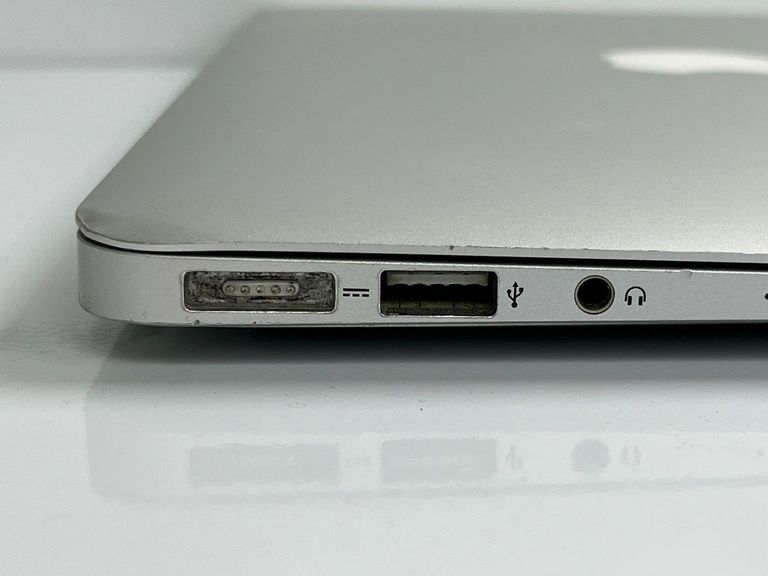 Apple macbook air a1465 екр 11.6"/ core i7 1,7ghz/ ram8gb/ ssd128gb/ intel hd graphics 5000 Код:01-200607369. Изображение 14