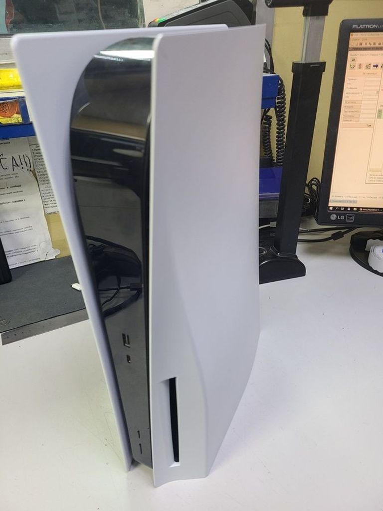 Купить Sony PlayStation 5 825GB Б/У