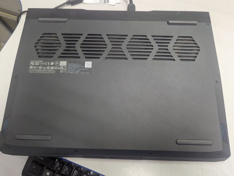 Дешиво Lenovo 16/core i7-12650h ddr5/16gb ddr5/hdd *відсутній/ssd 800 gb/geforce rtx3050ti 4gb с ломбарда