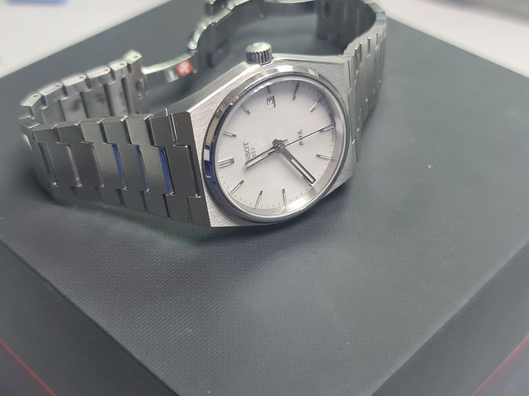 Дешево Tissot t137210a з ломбарду