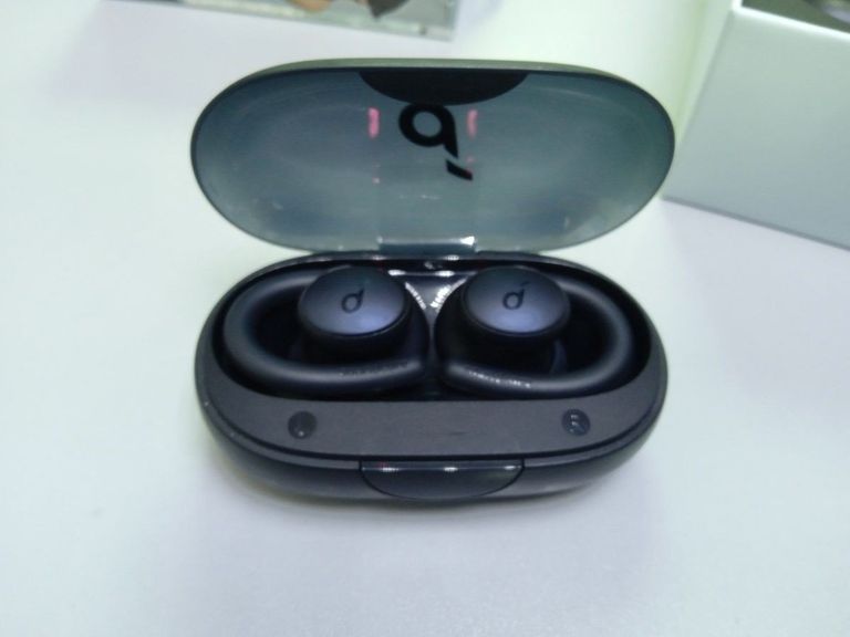 Дешиво Anker soundcore sport x10 с ломбарда