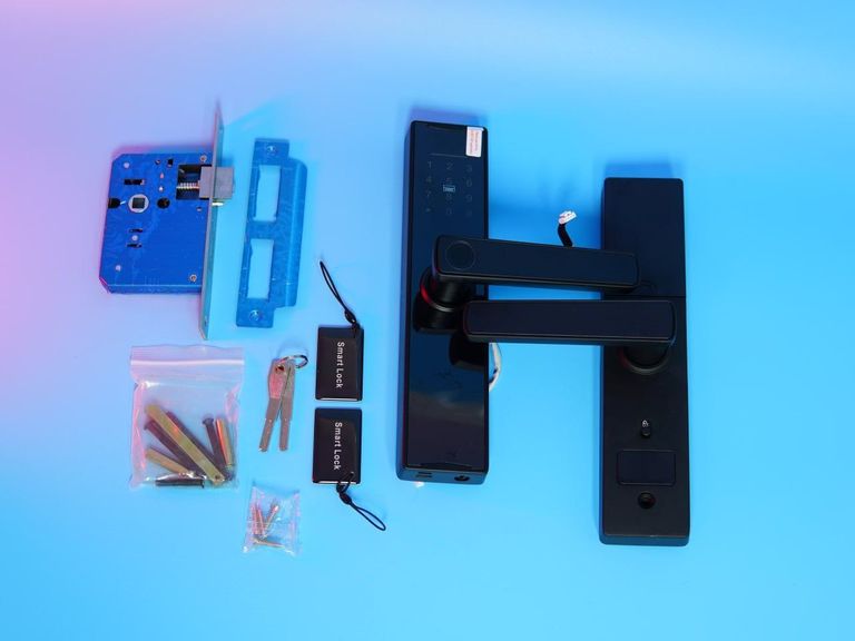 Дешиво bluetooth smart finger lock  с ломбарда