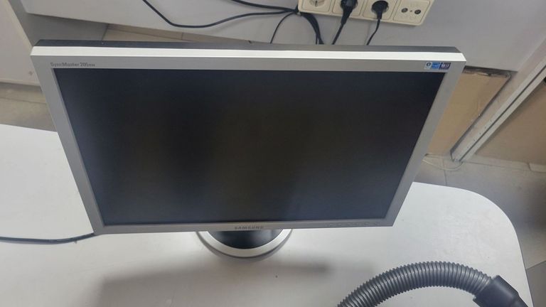 Распродажа Samsung 205bw, продавец Техноскарб