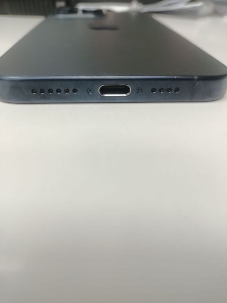 Apple iphone 15 pro max 256gb Код:01-200786953. Зображення 5