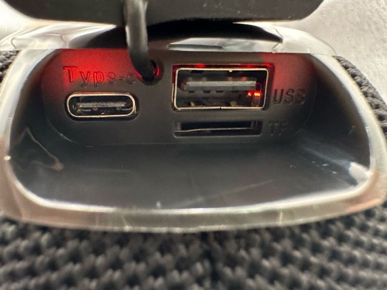 Дешево Havit sk884bt чорна rgb 5вт з ломбарду