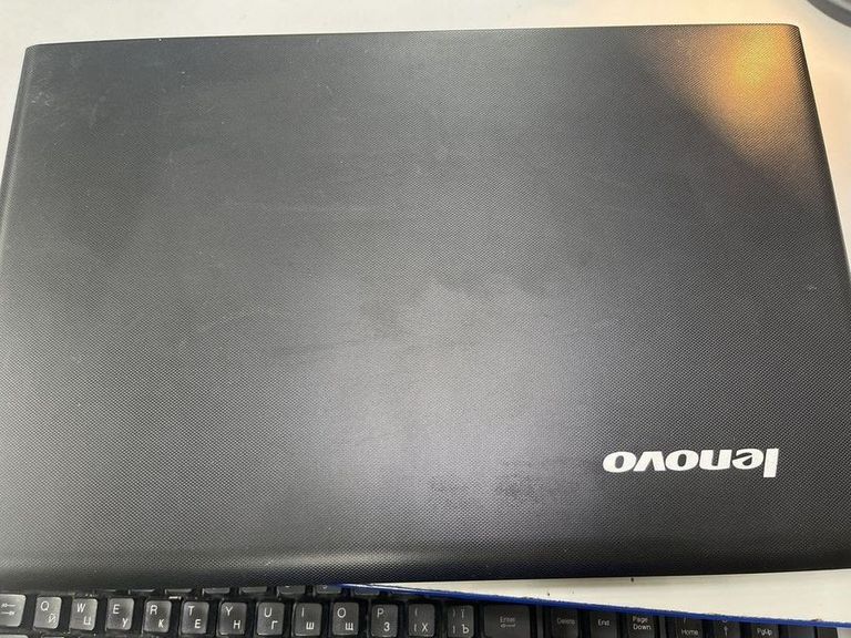 Дешиво Lenovo 17/core i5 3210m ddr3/8gb ddr3/hdd 320 gb/ssd *відсутній/*інтегрована с ломбарда