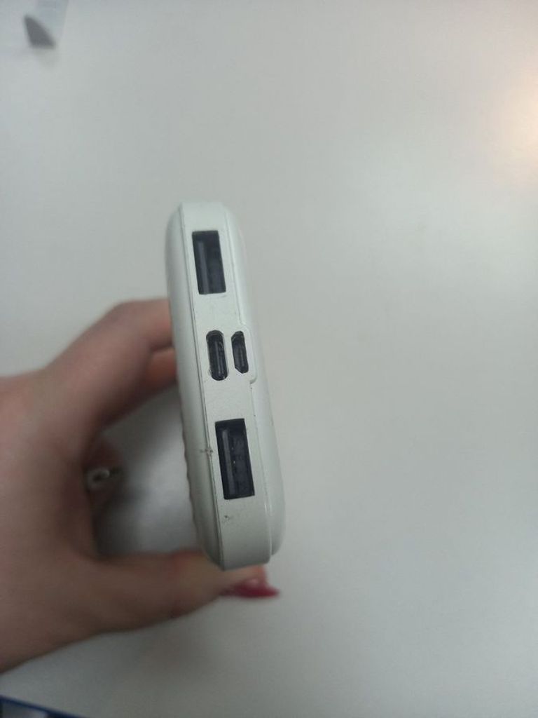 Дешиво Klgo kp-56 10000mah с ломбарда